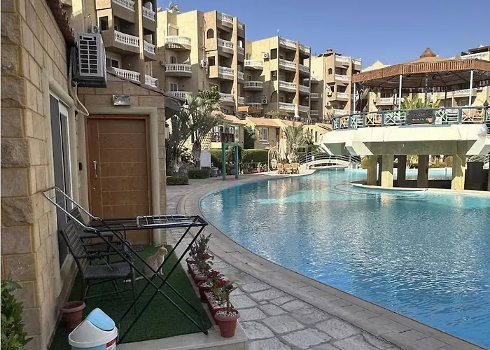 Honey Cozy Poolside Apartment Sharm El-Sheikh
